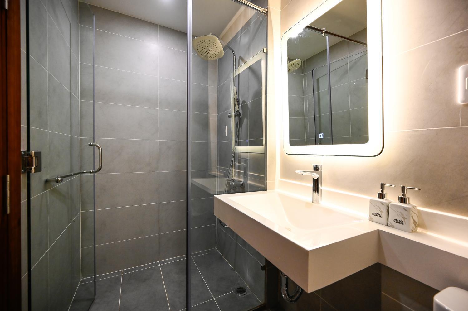 Saigon Hotel & Apartment Ho Şi Min Dış mekan fotoğraf