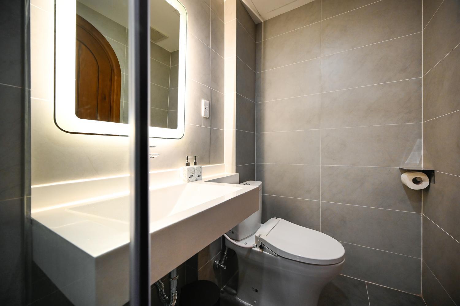 Saigon Hotel & Apartment Ho Şi Min Dış mekan fotoğraf